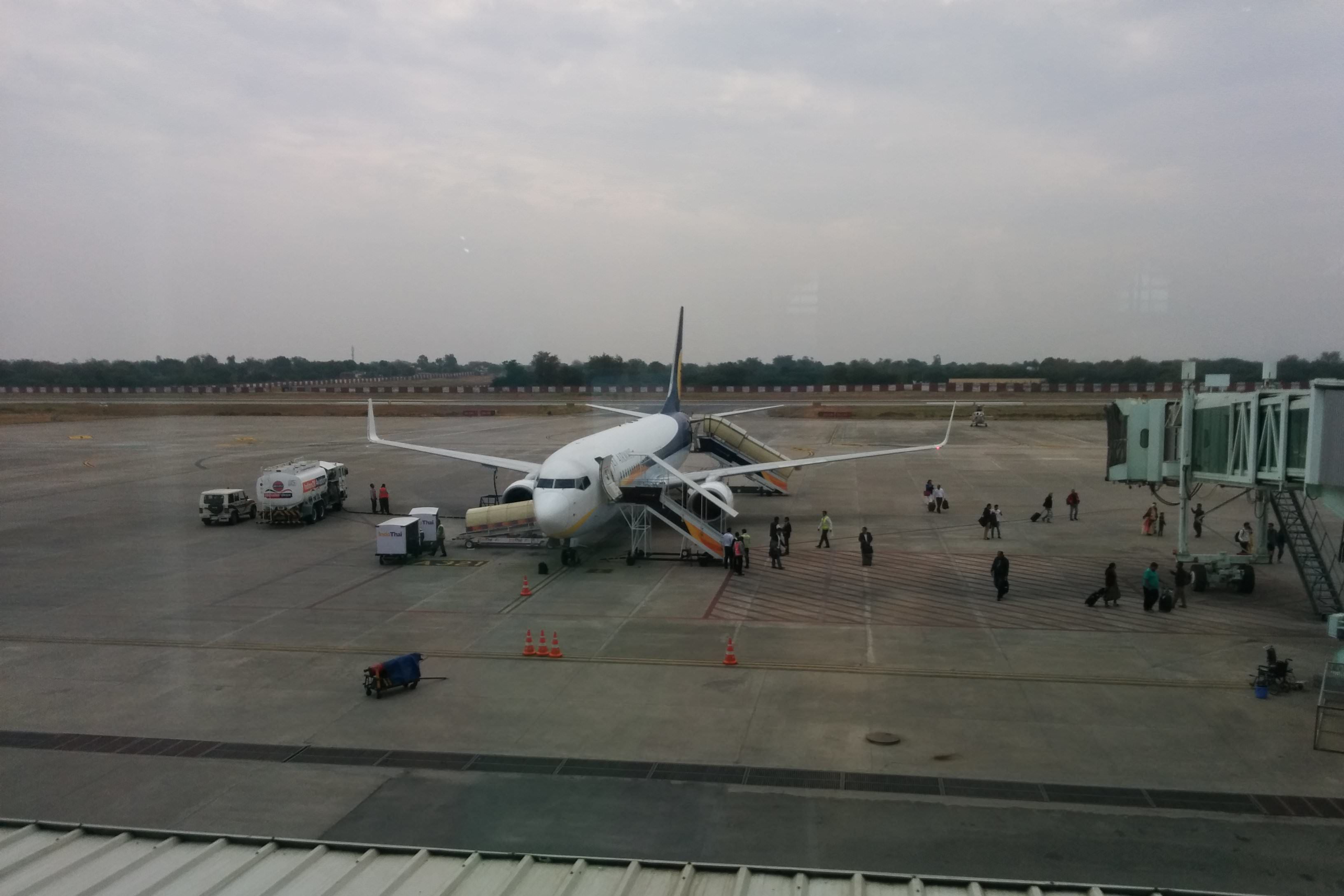 an aeroplane at udaipurs maharana pratap airport