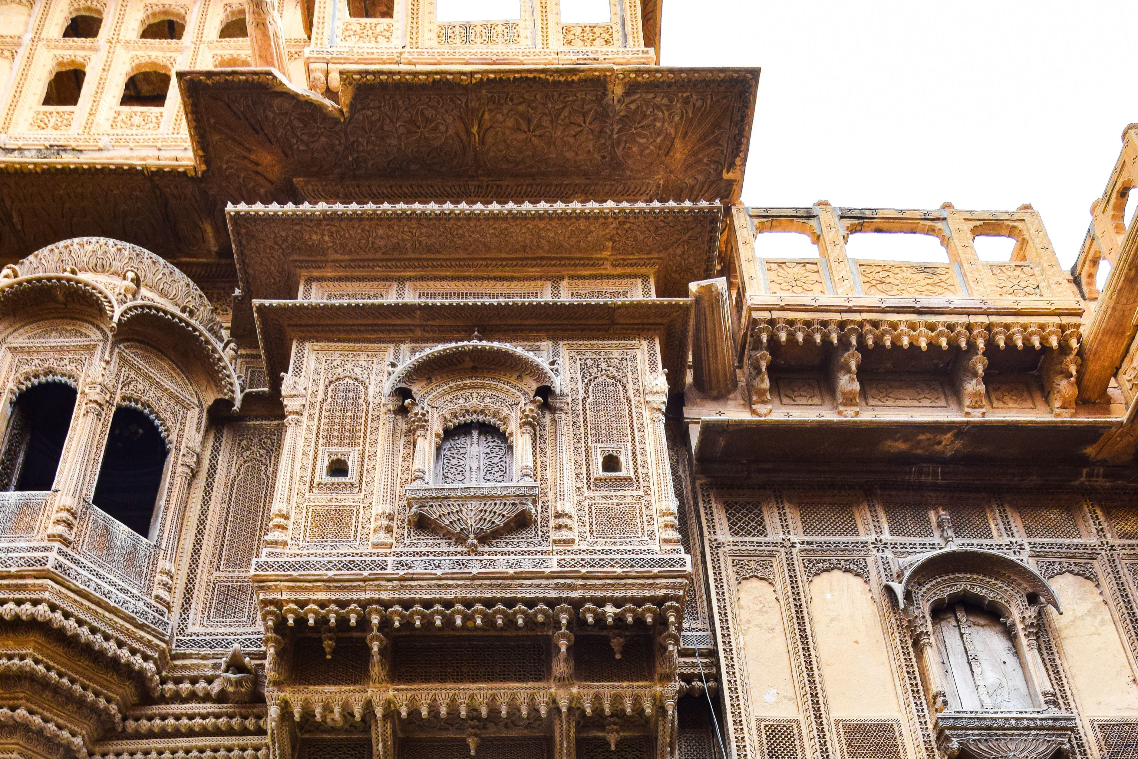 facade of nathmal ki haveli facade