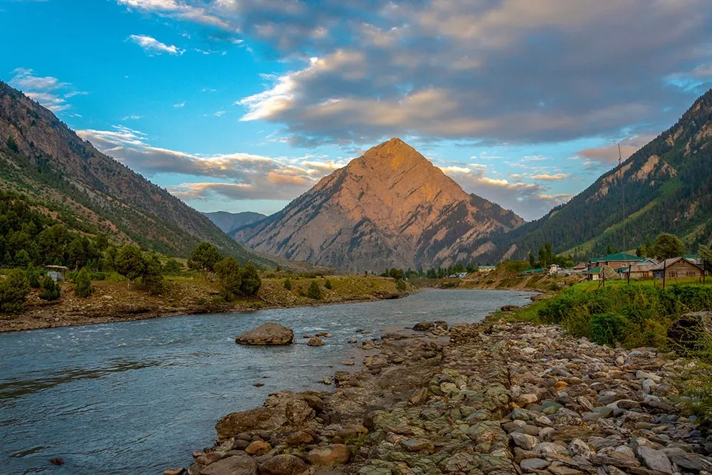 view of habba khatoon peak near gurez valley in kashmir