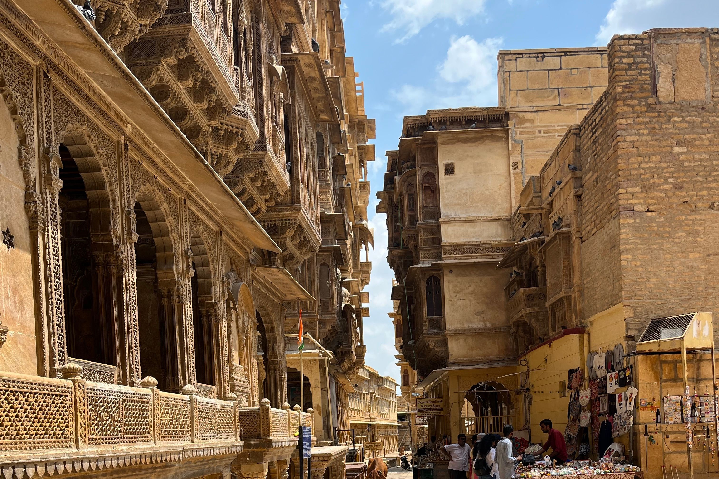 historic patwon ki haweli in jaisalmer