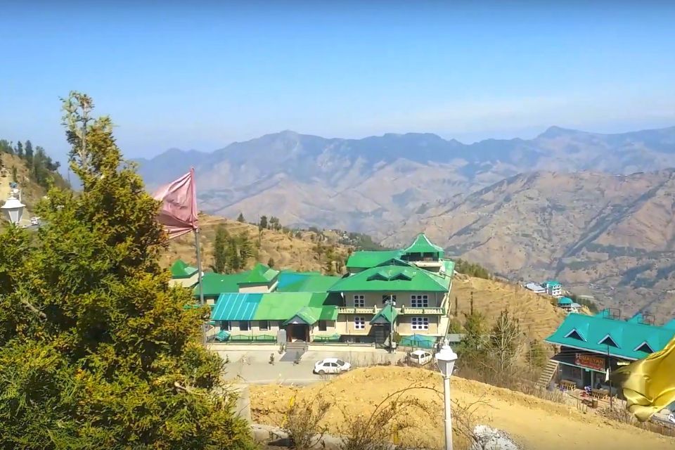 entrance of indira tourist park in shimla