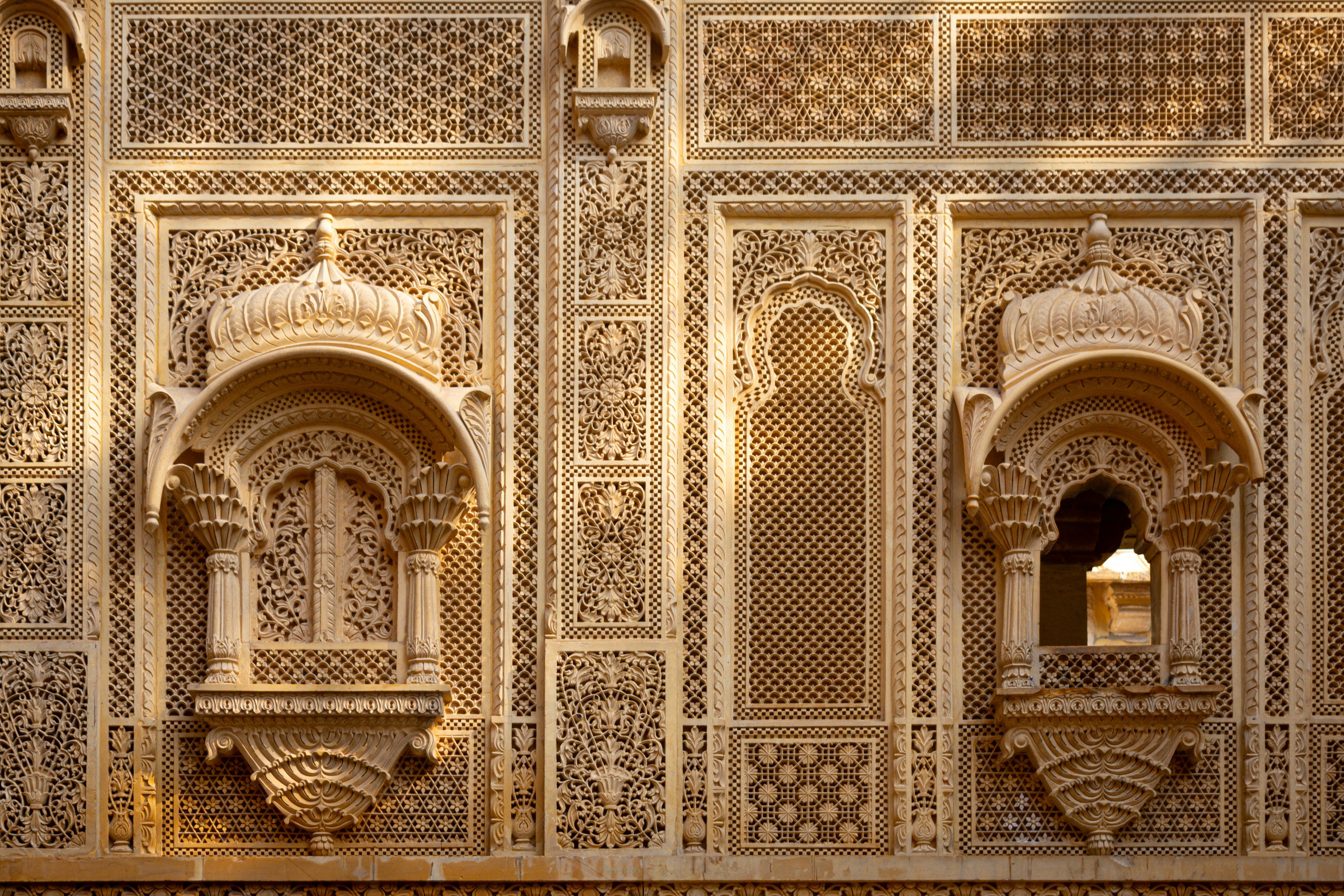 intricate sandstone carvings on patwon ki haweli