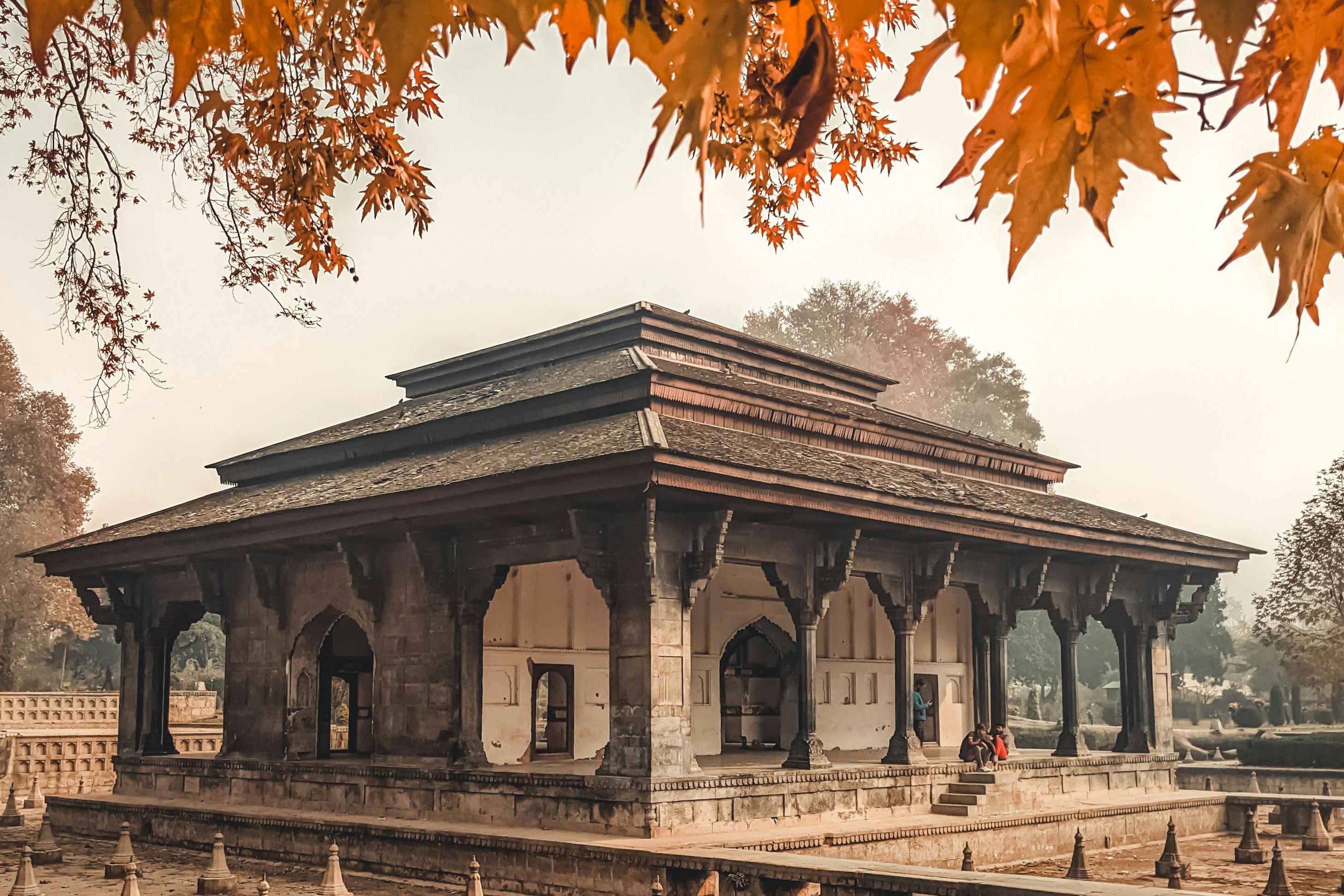 shalimar bagh mughal garden india