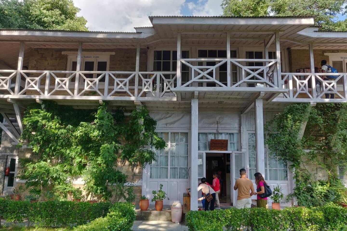 view of nicholas roerich art gallery and museum in manali
