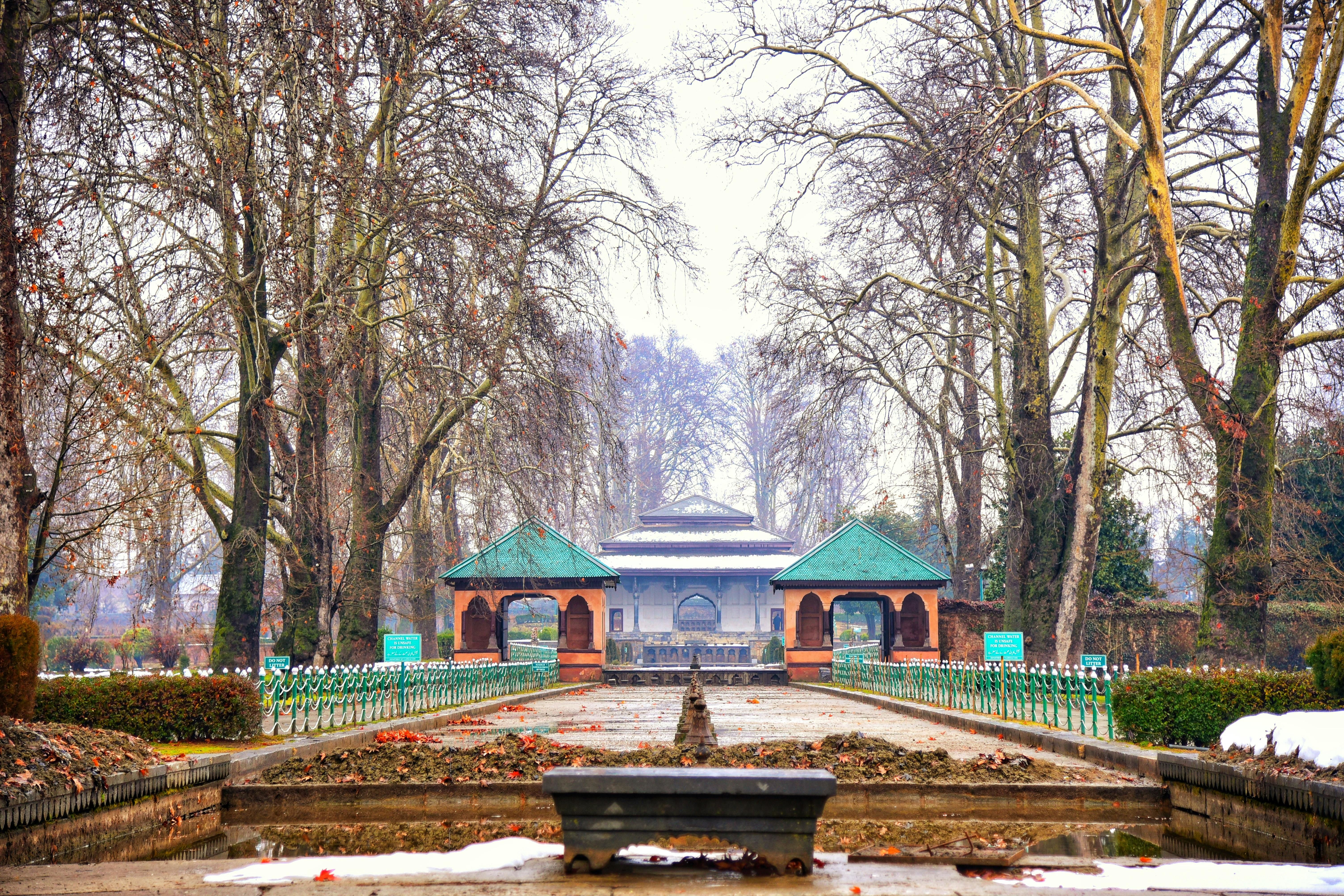 shalimar bagh mughal garden india