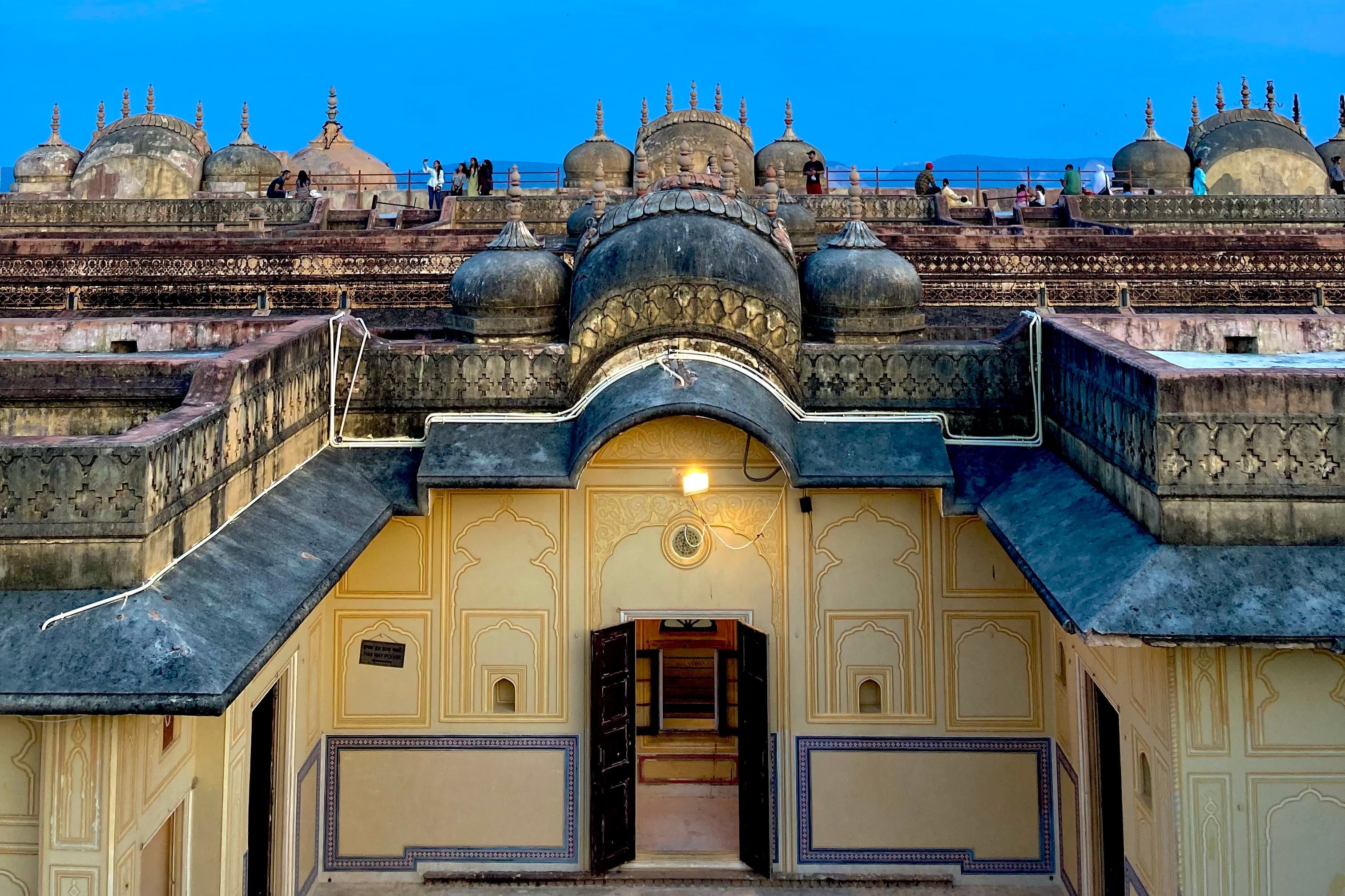 stunning view of nahargarh fort with a vibrant blue sky in jaipur