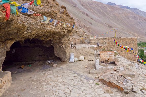 tabo meditation cave near tabo monastery