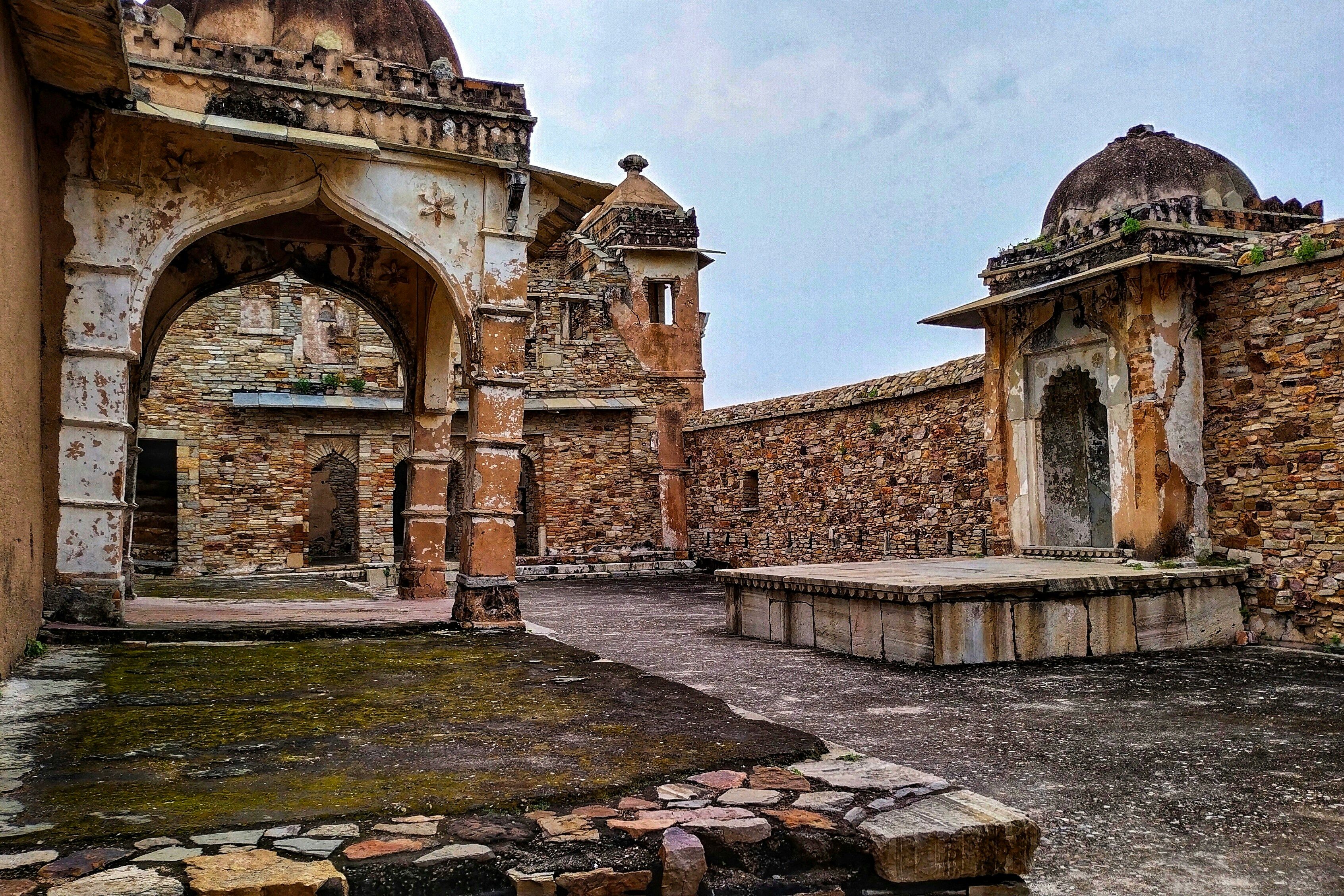 view of chittorgarh fort from inside