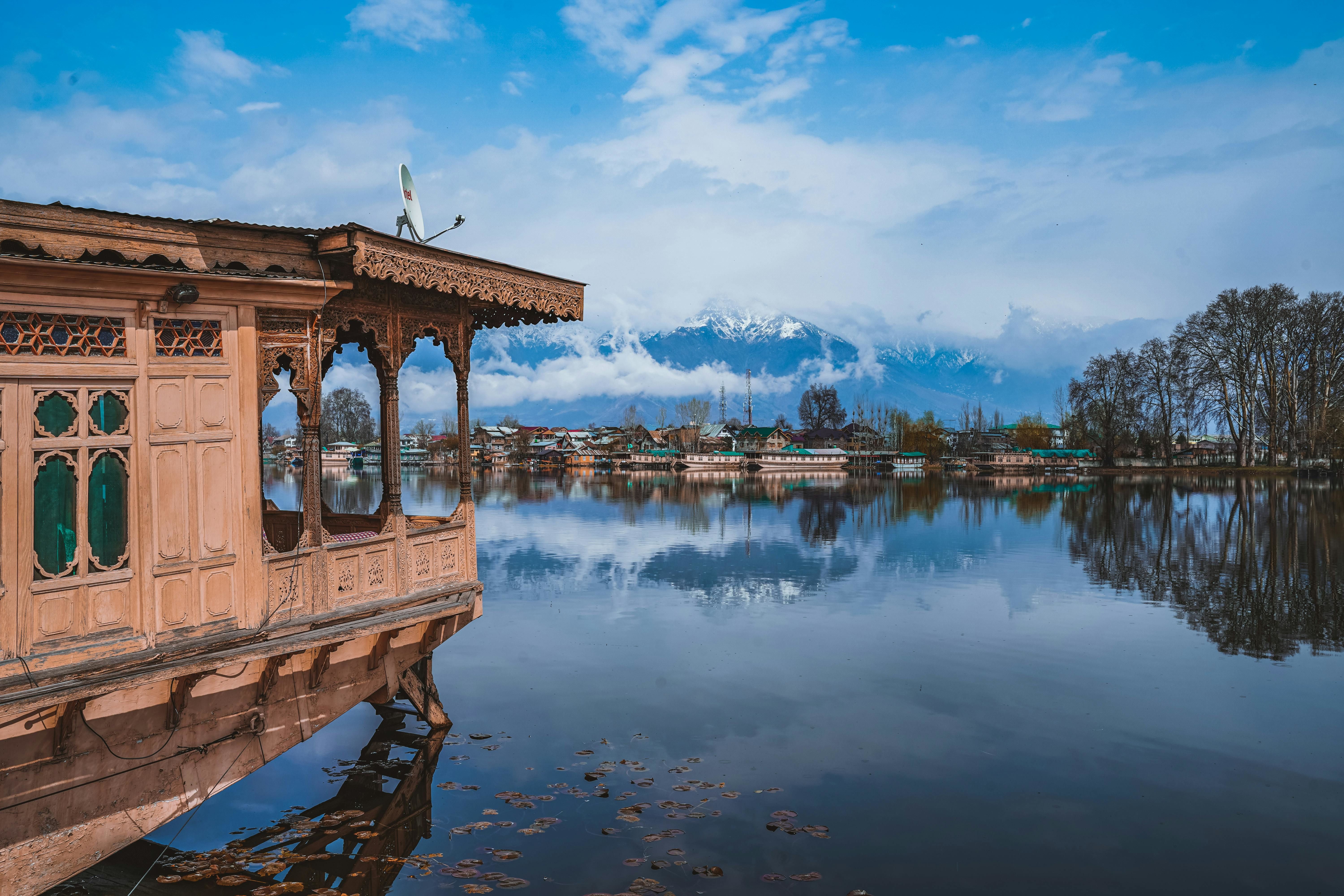 view of house boats in dal lake in srinagar